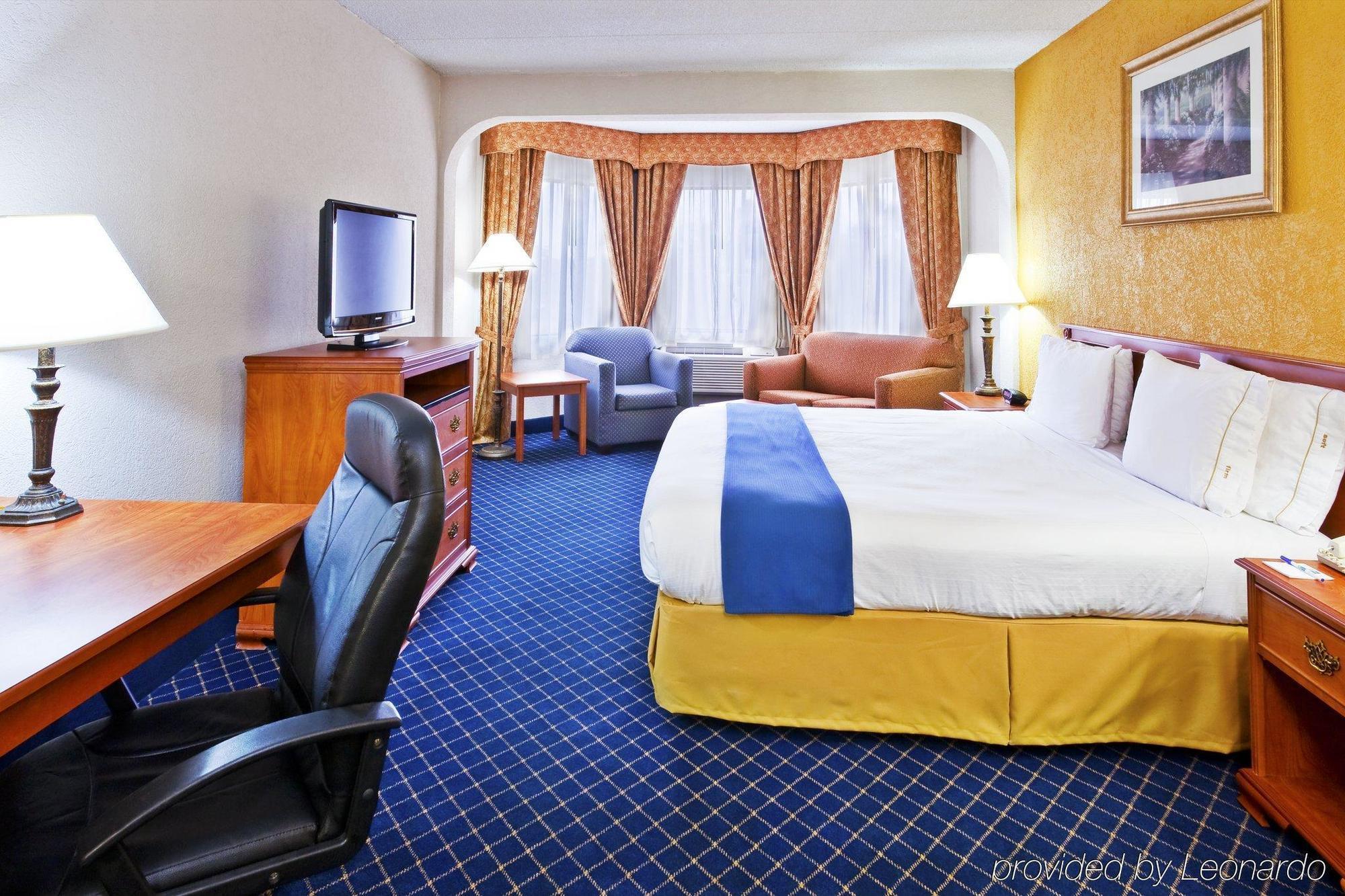 Holiday Inn Express & Suites Nashville-I-40 & I-24 Zimmer foto